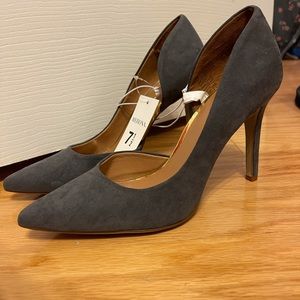 Gray Merona Size 7.5, 3.5in suede high heels
